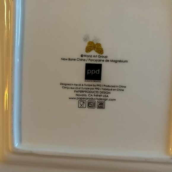 PPD Set of 4 Gold Gray Contemporary Appetizer Christmas Plates Bone China - Picture 7 of 8